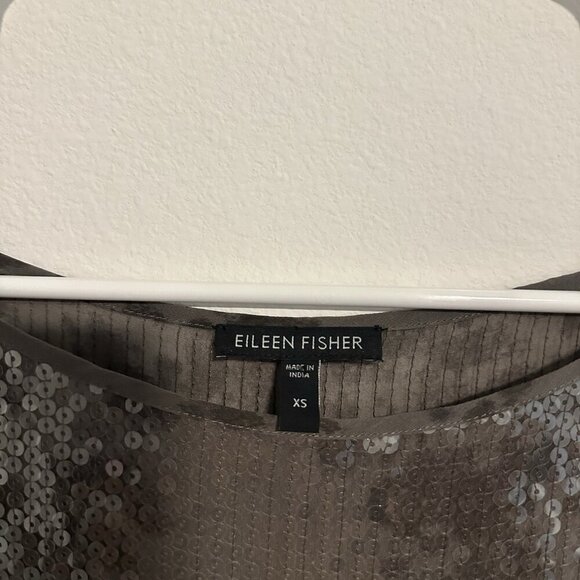Eileen Fisher Women's Rye Clear Sequins Shimmer Short Sleeve Top XS Gray Silver - Picture 3 of 7